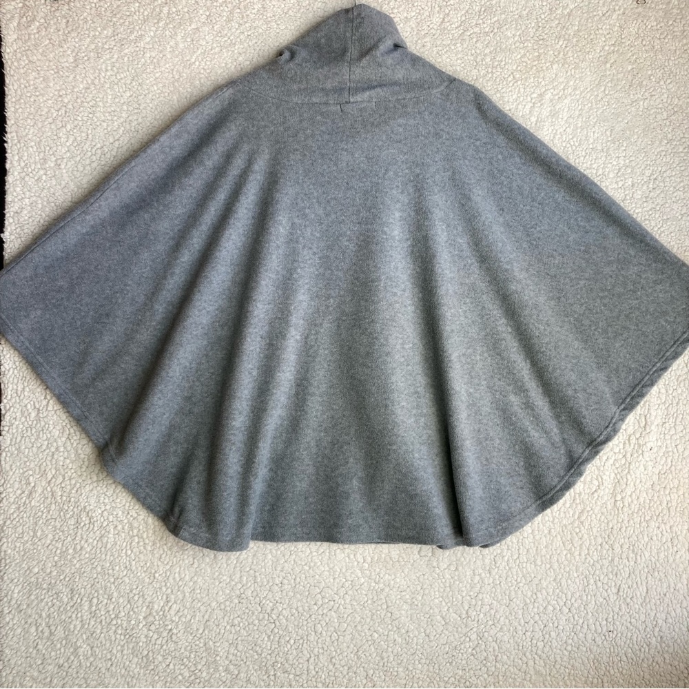 ellos Women's cowl neck fleece gray poncho, Sz 18/20 - Picture 13 of 17